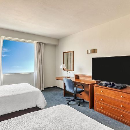 Fiesta Inn Express San Luis Potosi Oriente Dış mekan fotoğraf