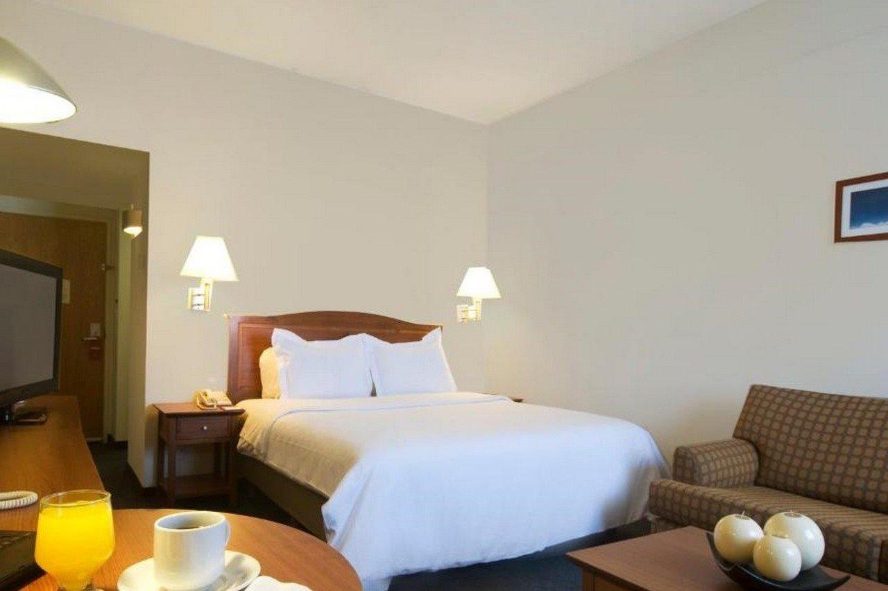 Fiesta Inn Express San Luis Potosi Oriente Dış mekan fotoğraf