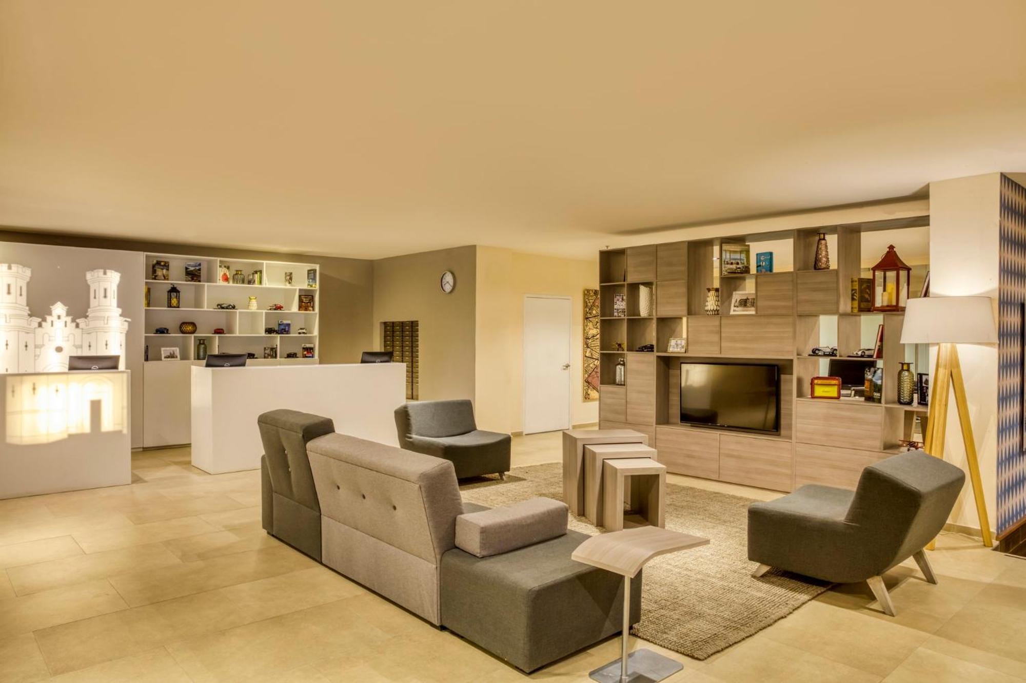 Fiesta Inn Express San Luis Potosi Oriente Dış mekan fotoğraf