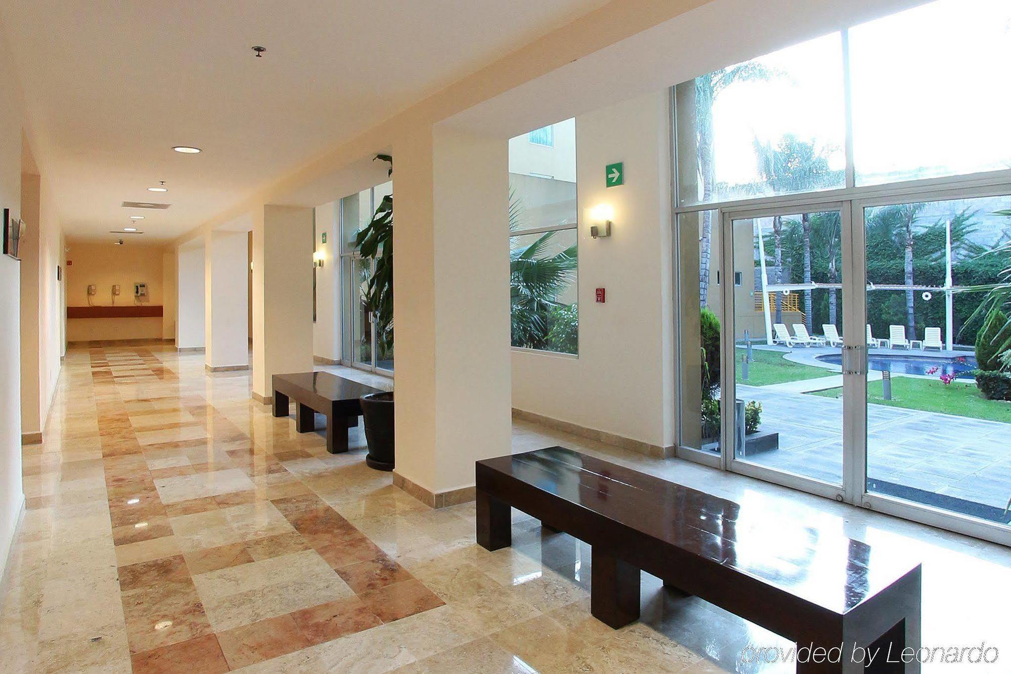 Fiesta Inn Express San Luis Potosi Oriente Dış mekan fotoğraf