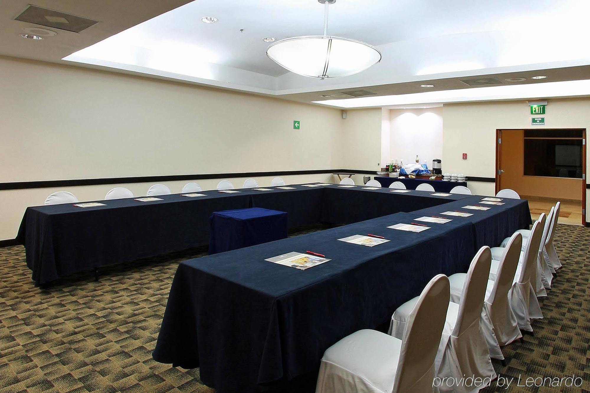 Fiesta Inn Express San Luis Potosi Oriente Dış mekan fotoğraf