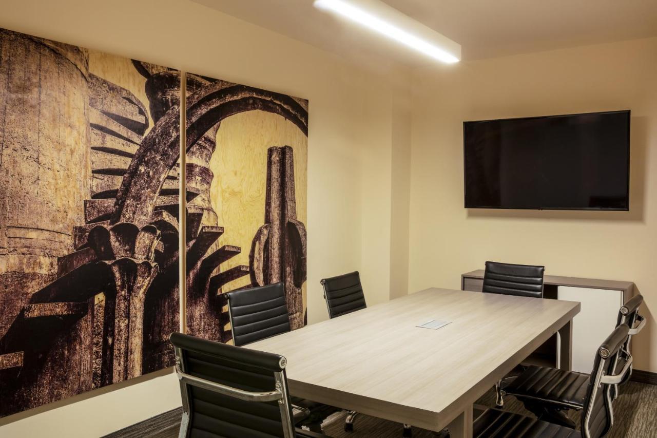 Fiesta Inn Express San Luis Potosi Oriente Dış mekan fotoğraf